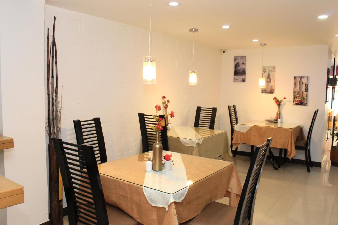 Hotel Cosmopolitan Bogota Ngoại thất bức ảnh