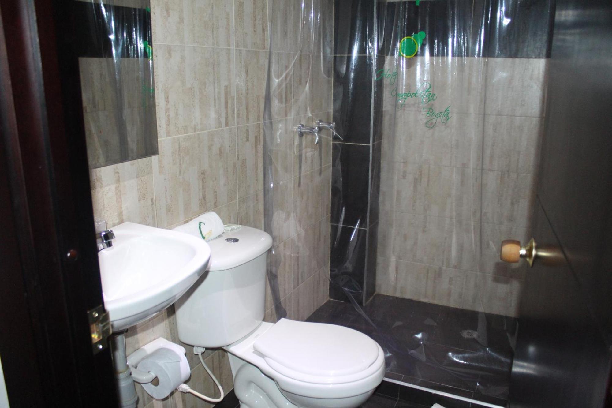 Hotel Cosmopolitan Bogota Phòng bức ảnh