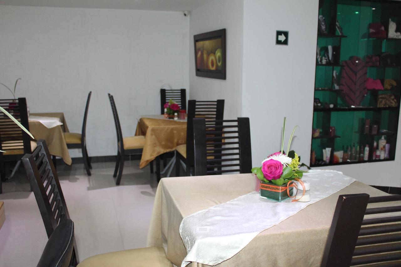 Hotel Cosmopolitan Bogota Ngoại thất bức ảnh